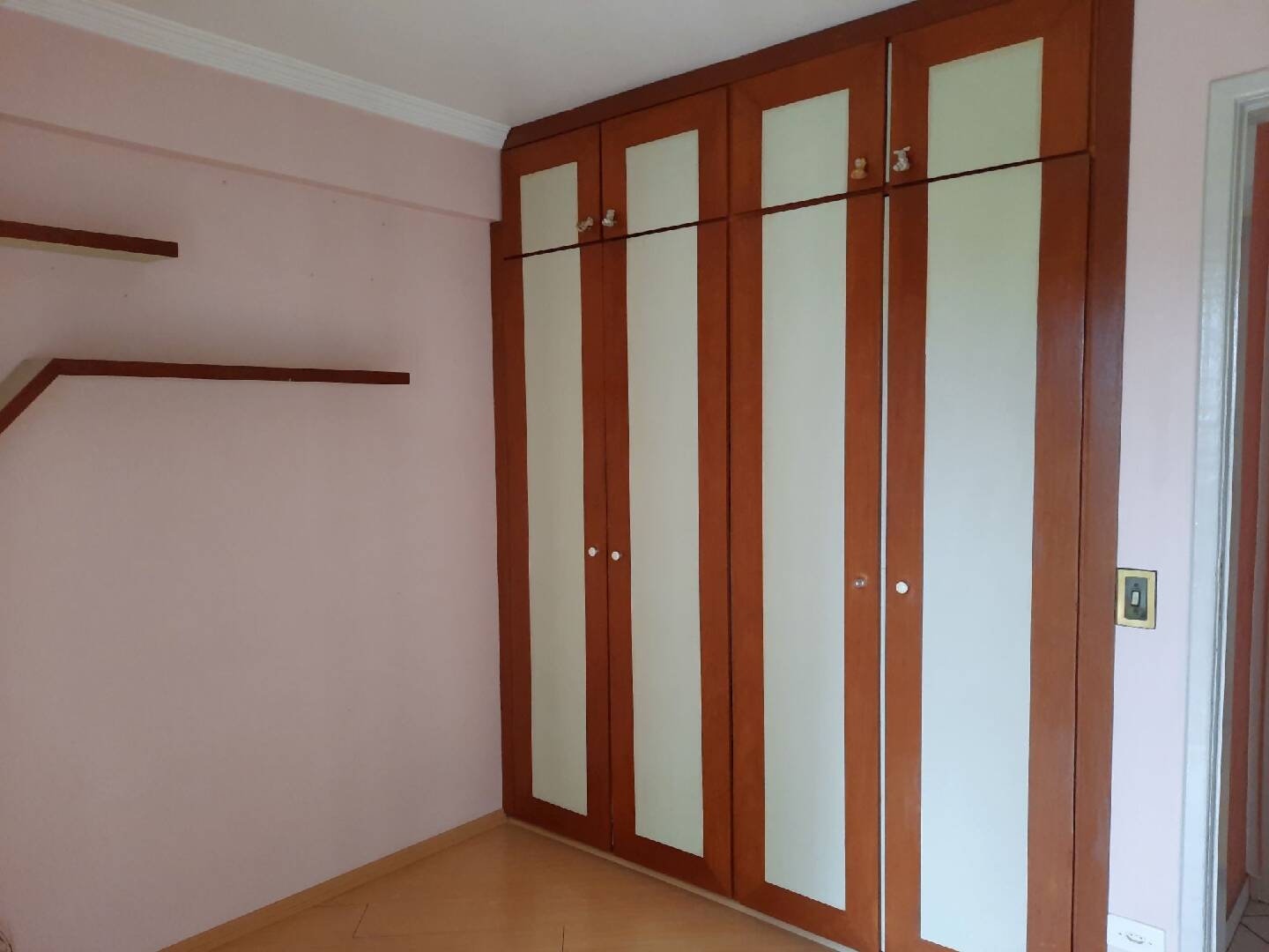 Apartamento para alugar com 3 quartos, 97m² - Foto 11