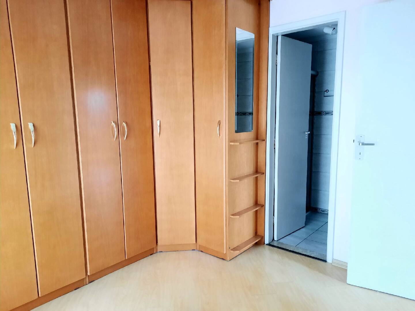 Apartamento para alugar com 3 quartos, 97m² - Foto 13