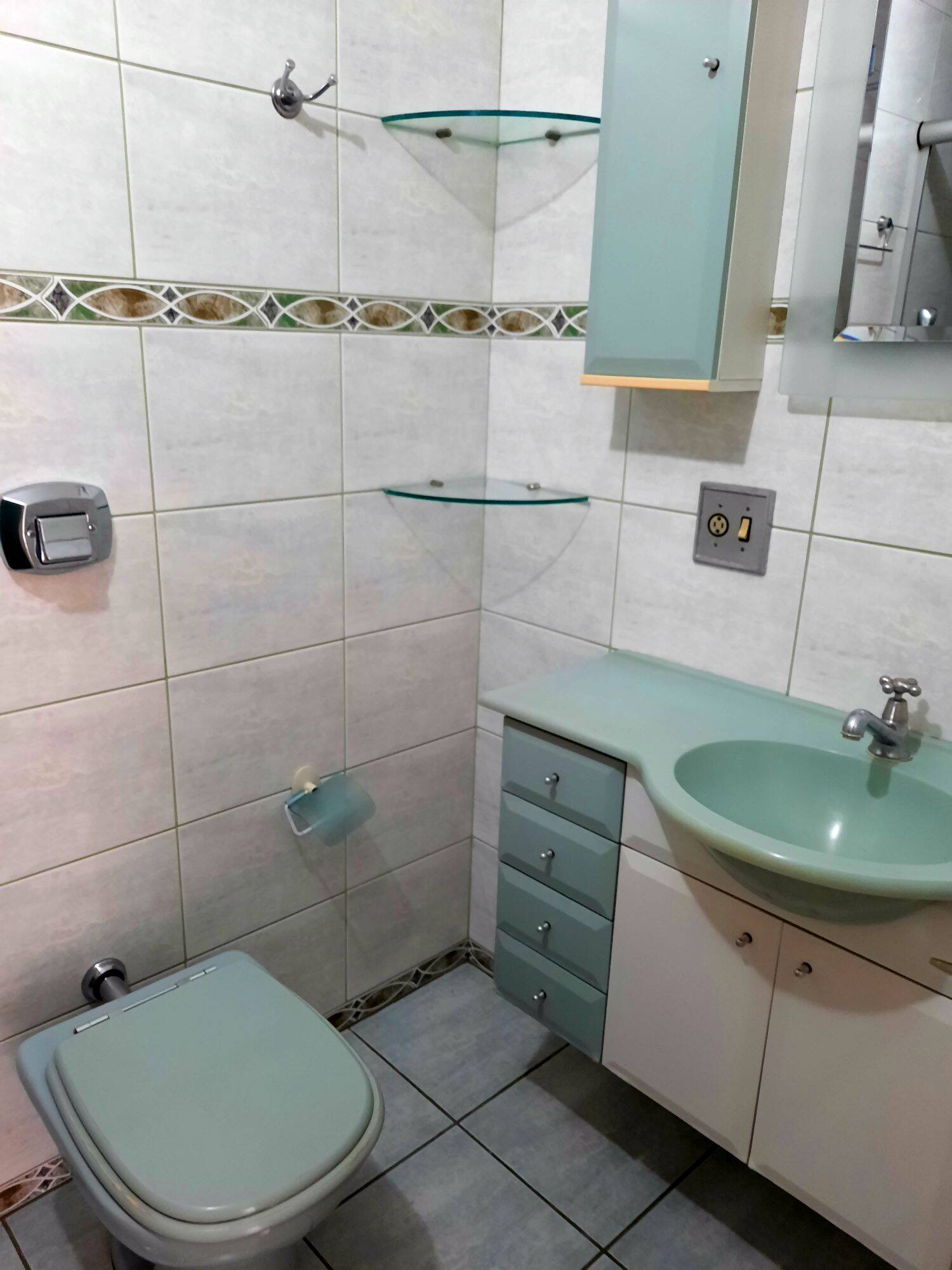 Apartamento para alugar com 3 quartos, 97m² - Foto 14