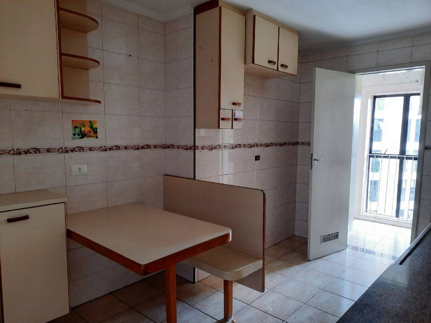 Apartamento para alugar com 3 quartos, 97m² - Foto 17