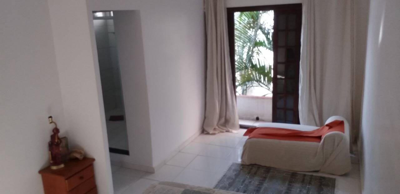 Casa à venda com 3 quartos, 300m² - Foto 10