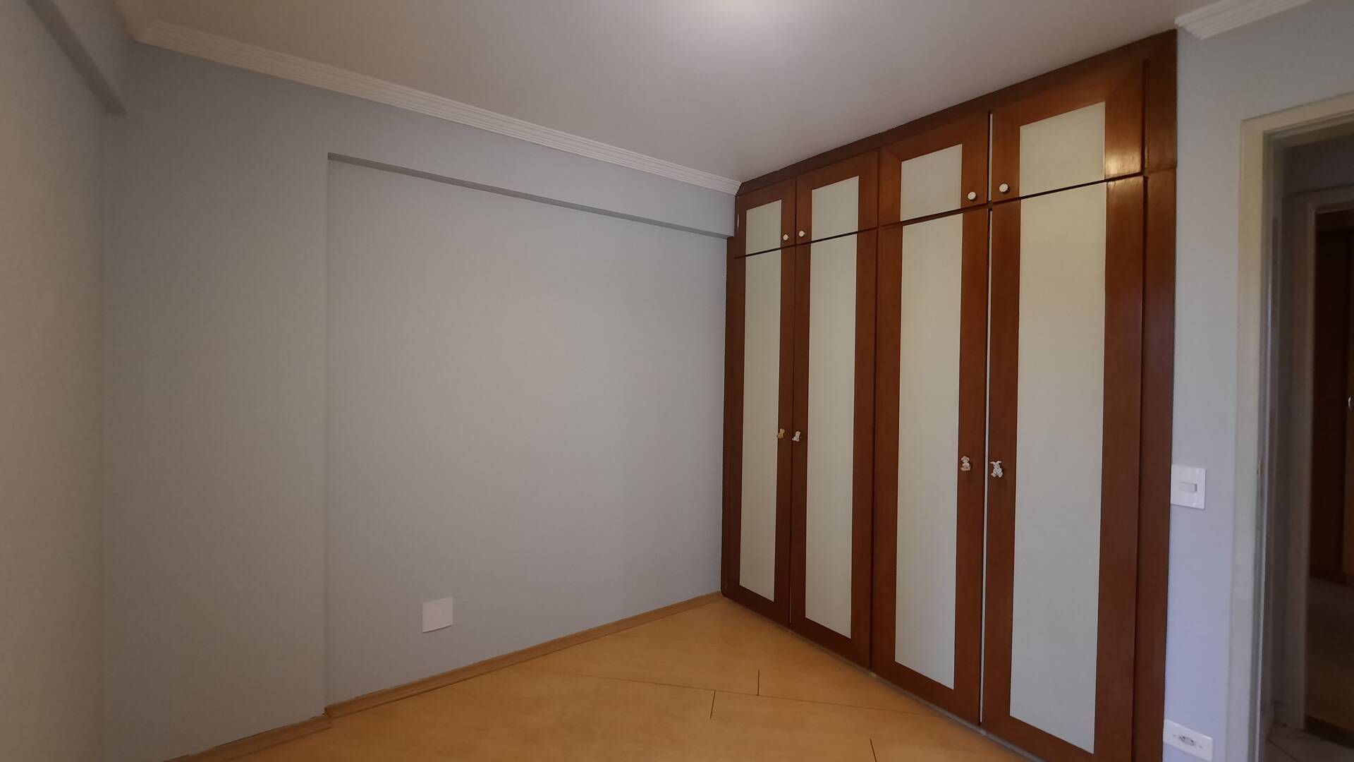 Apartamento para alugar com 3 quartos, 97m² - Foto 27