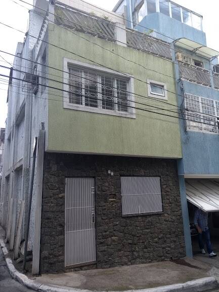 Sobrado à venda com 3 quartos, 200m² - Foto 3